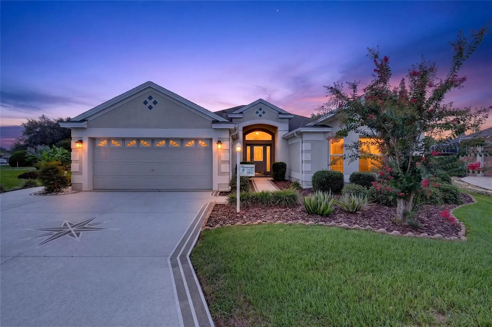 745 Dowding Way, FL
