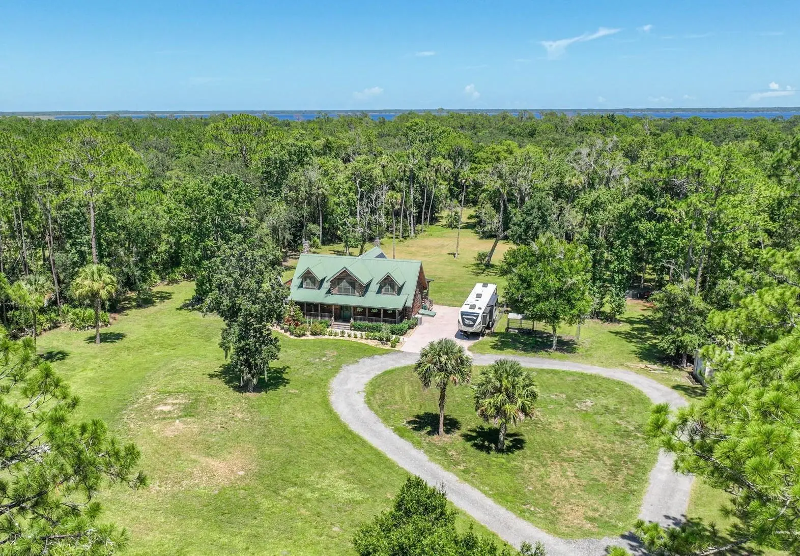 1223 Sutton Trail, FL