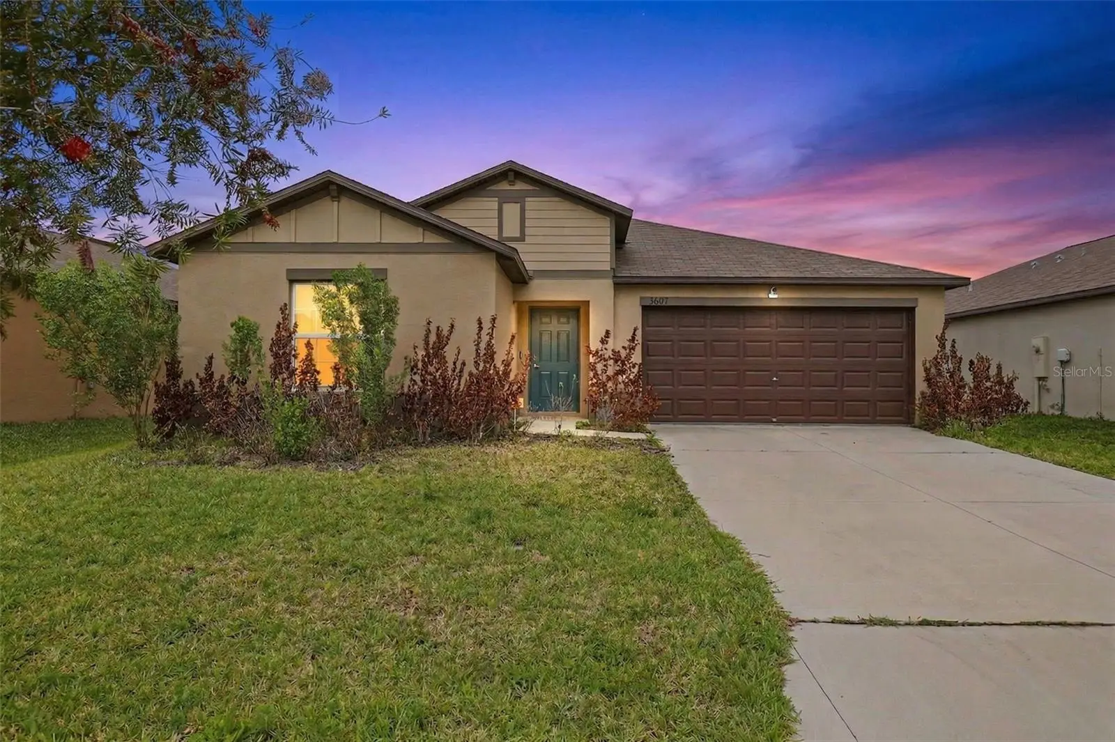 3607 Natural Trace Street, FL