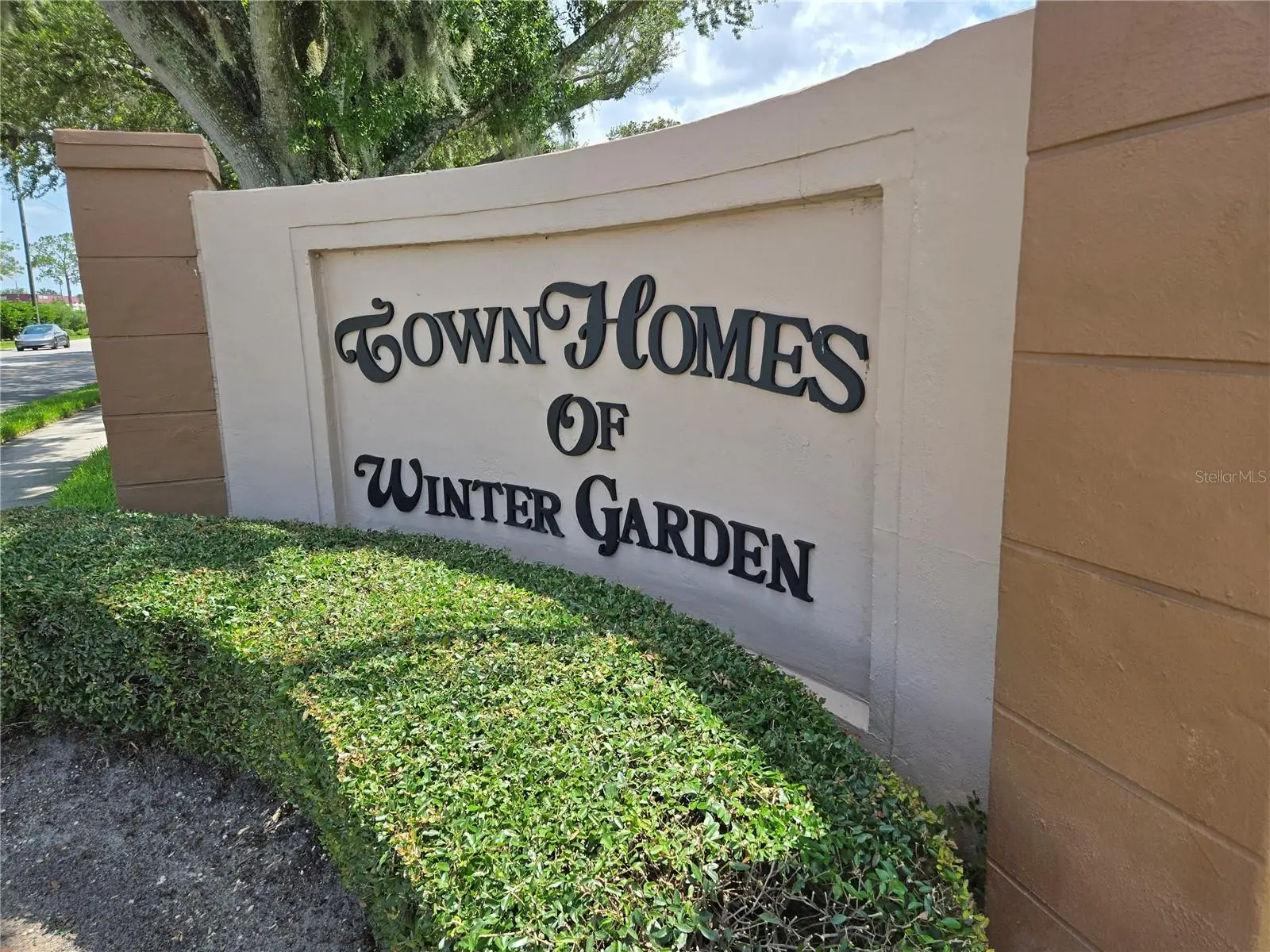 320 Eron Way, FL