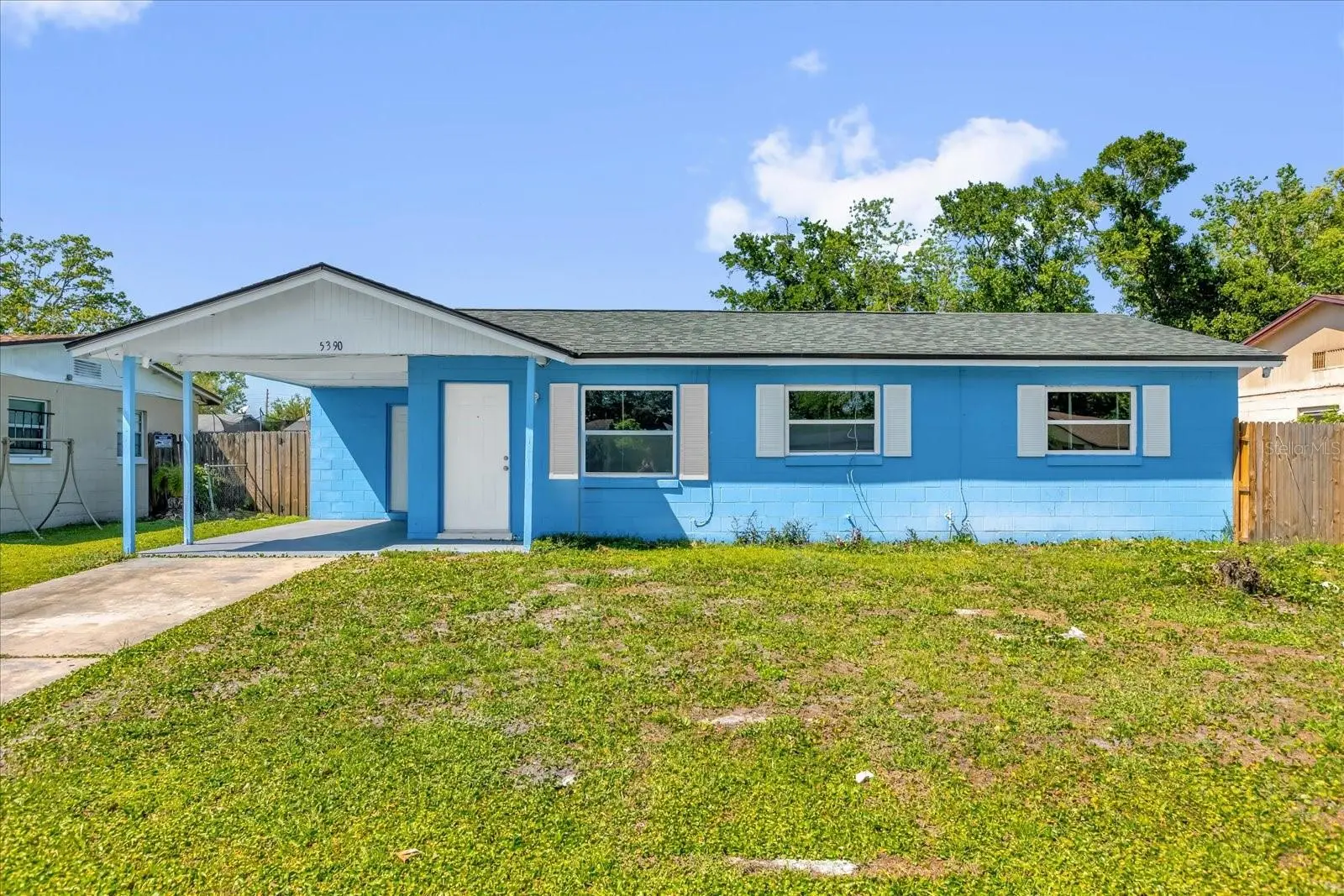 5390 Botany Court, FL