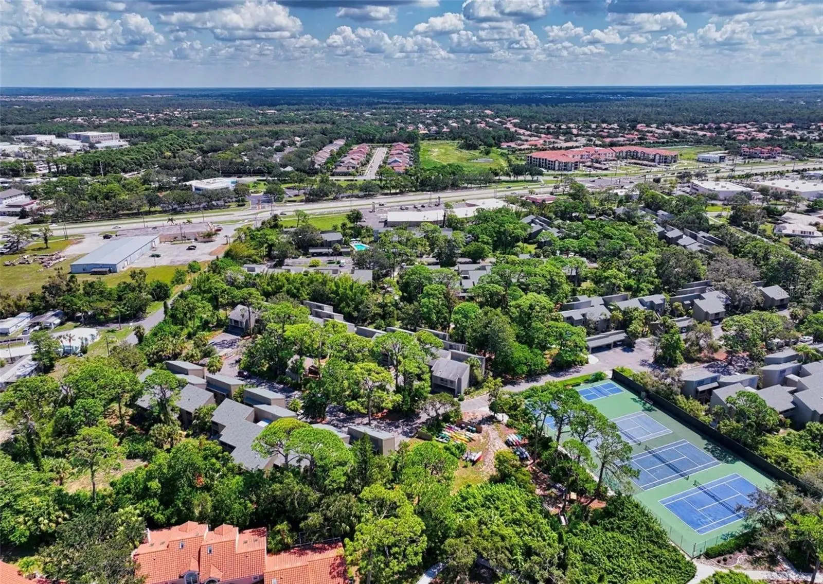 701 Pine Run Drive, FL