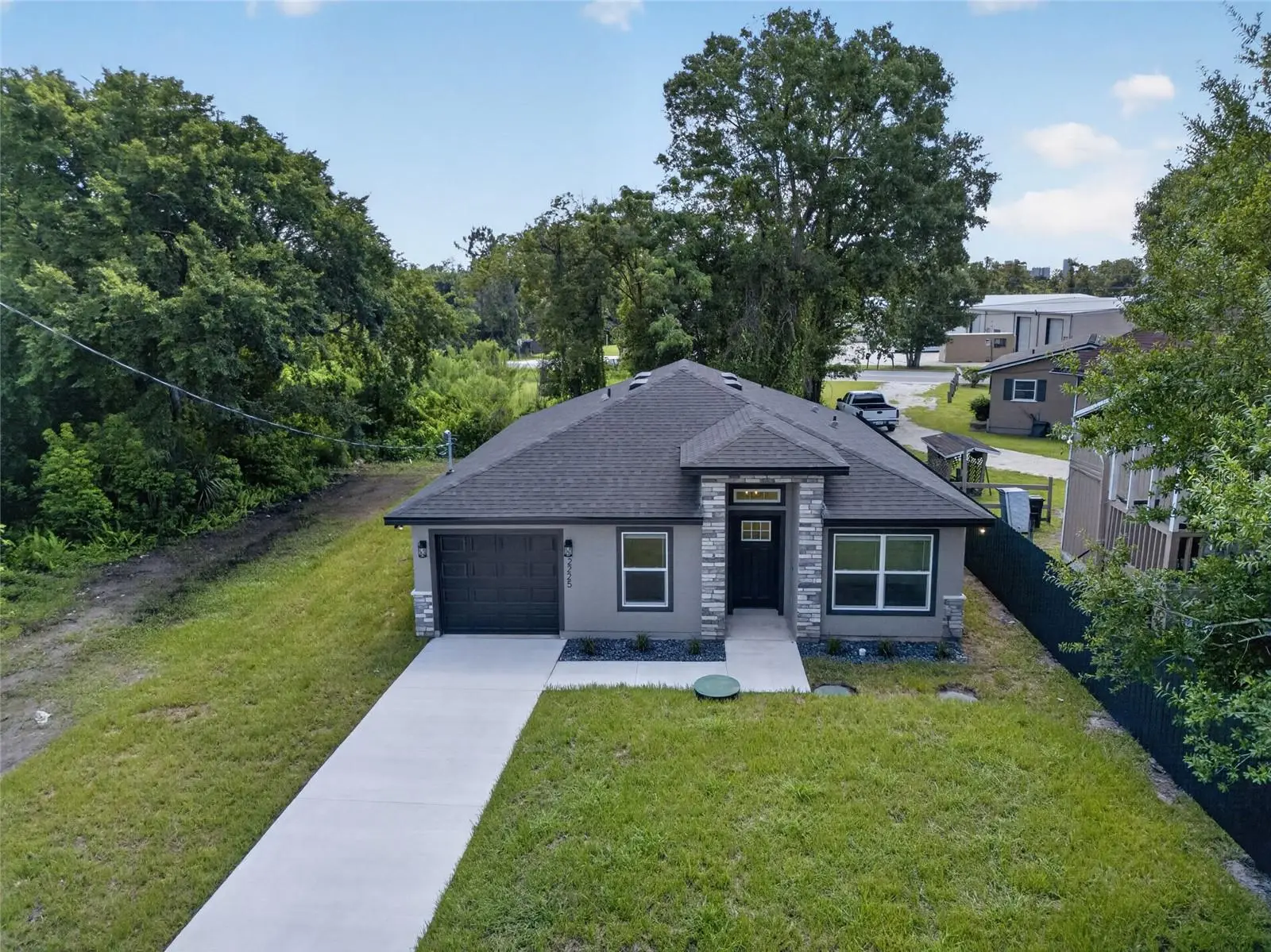 2225 Mccarthy Avenue, FL