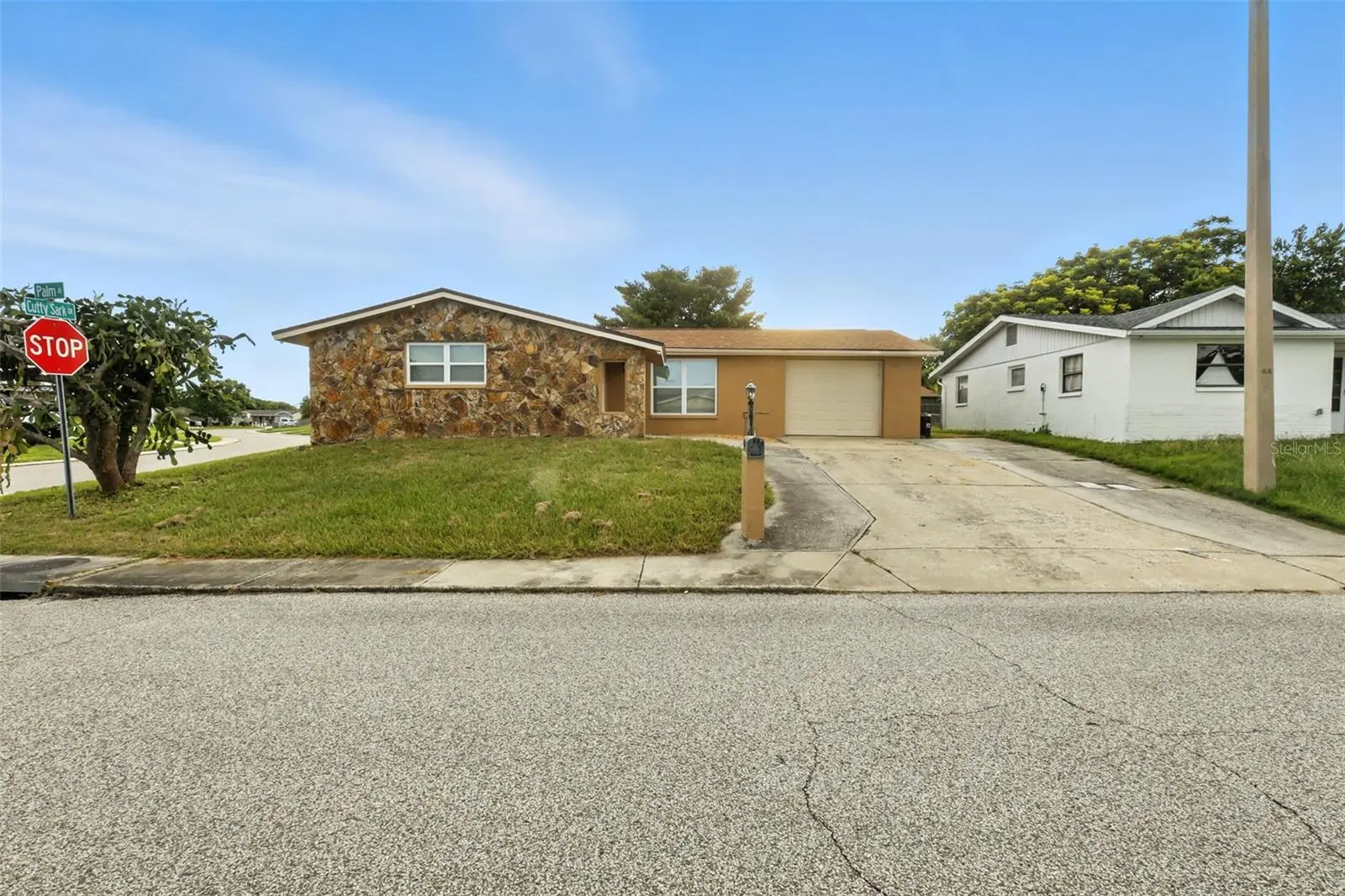 9239 Palm Avenue, FL