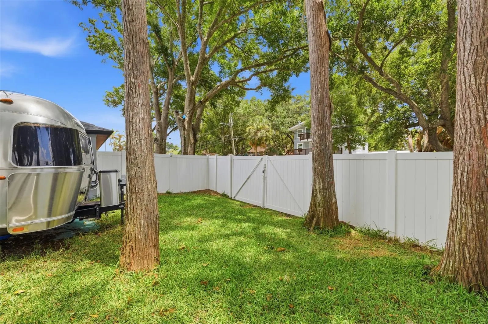 176 Maple Avenue, FL