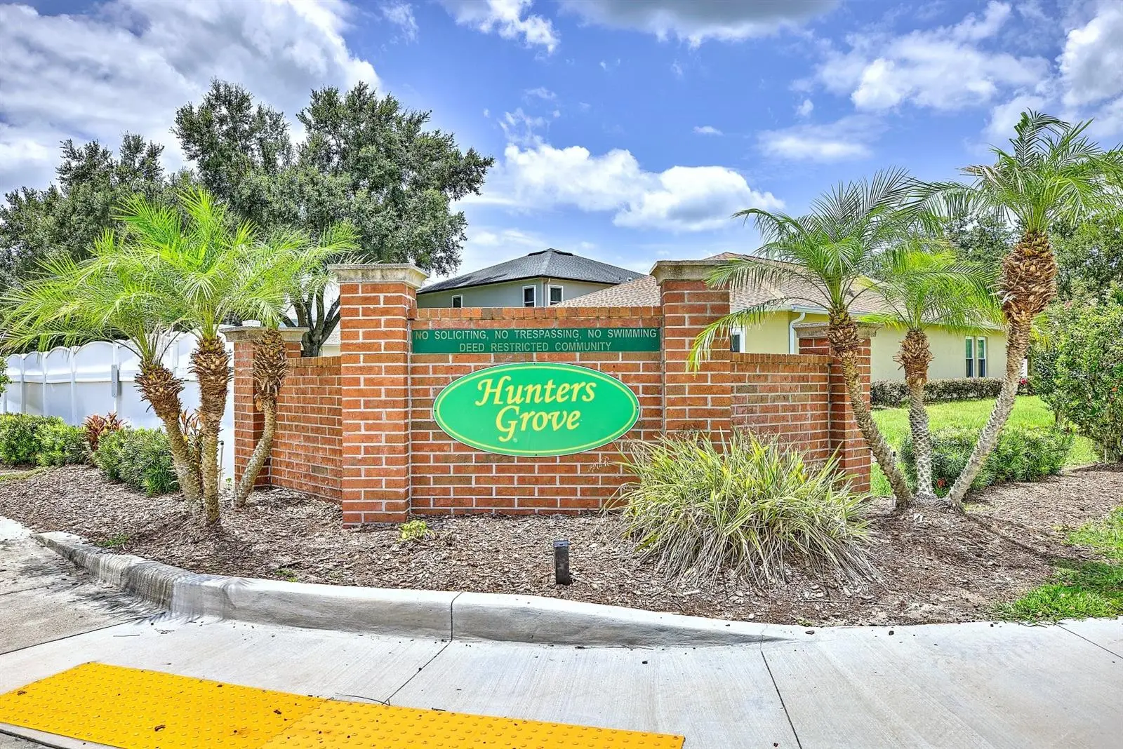 7508 Hunters Greene Circle, FL