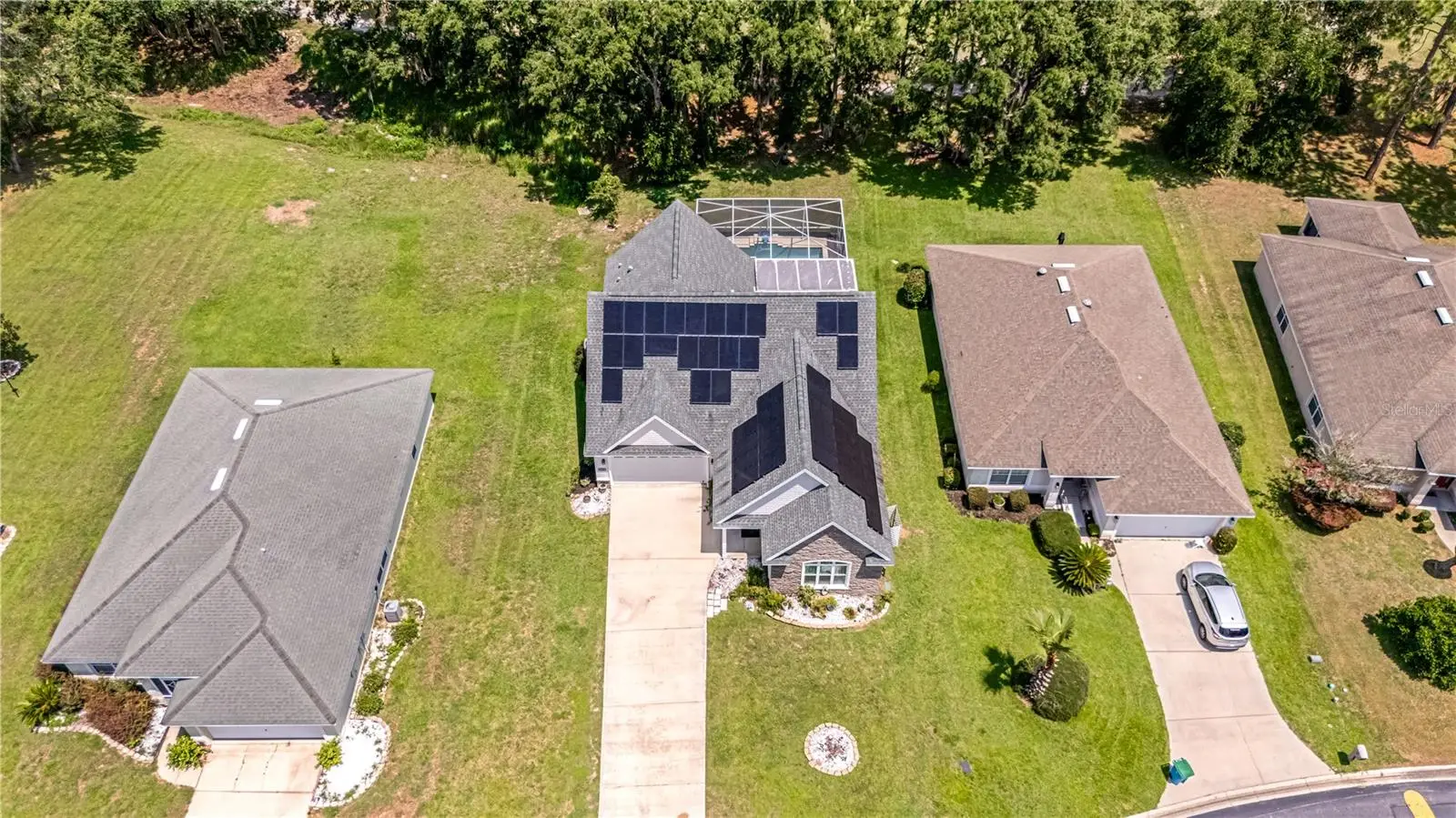 728 Lake Diamond Avenue, FL