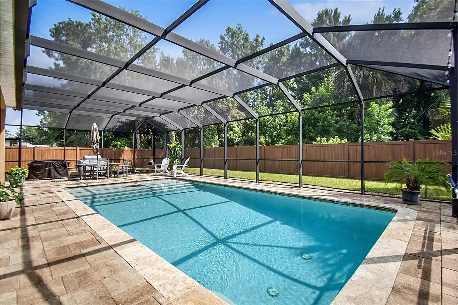 61 Francis Ln, FL