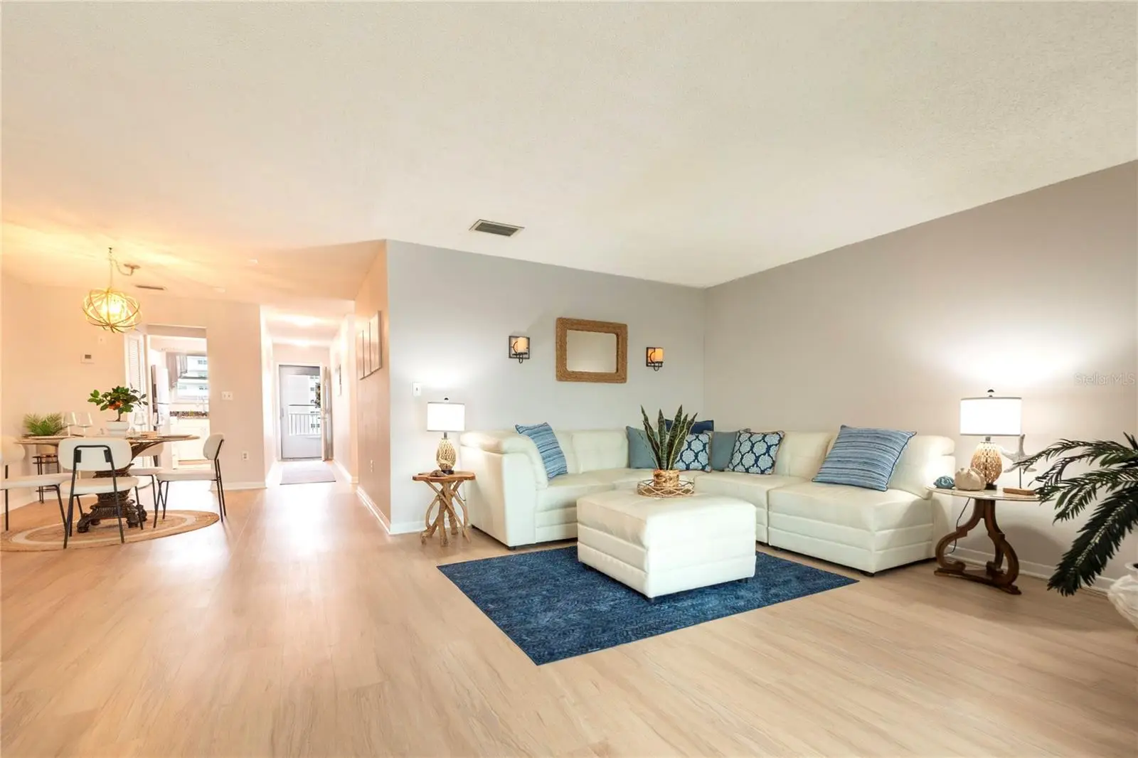5925 Shore Boulevard, FL