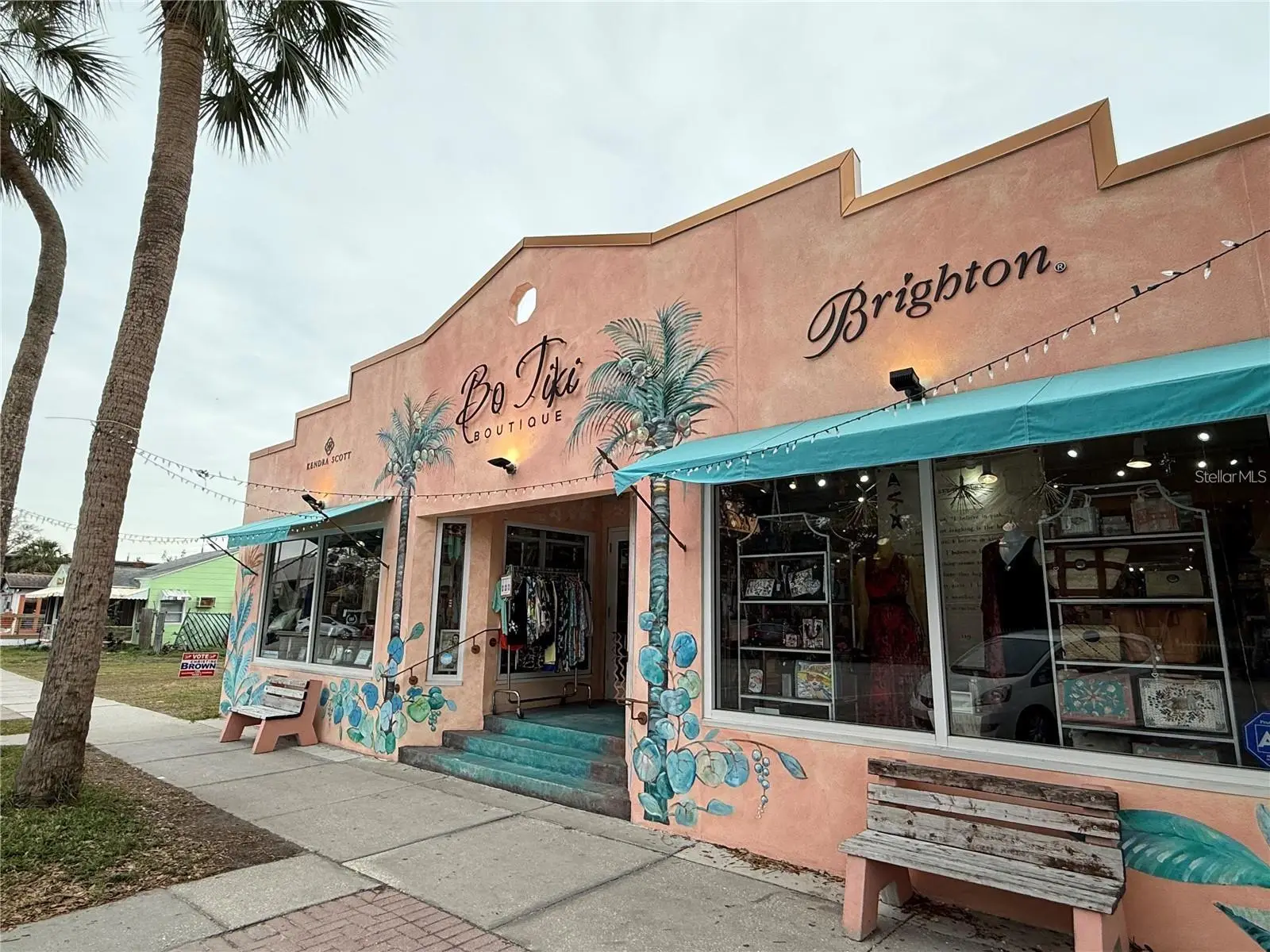 5925 Shore Boulevard, FL