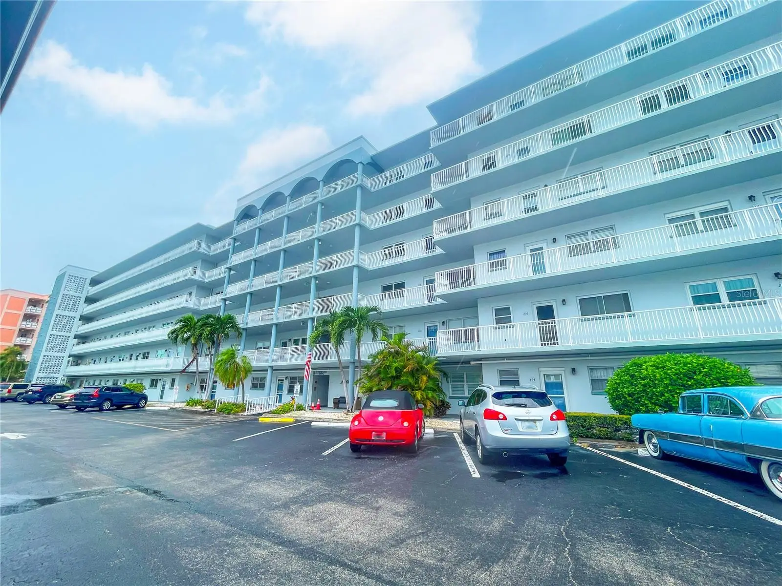 5925 Shore Boulevard, FL