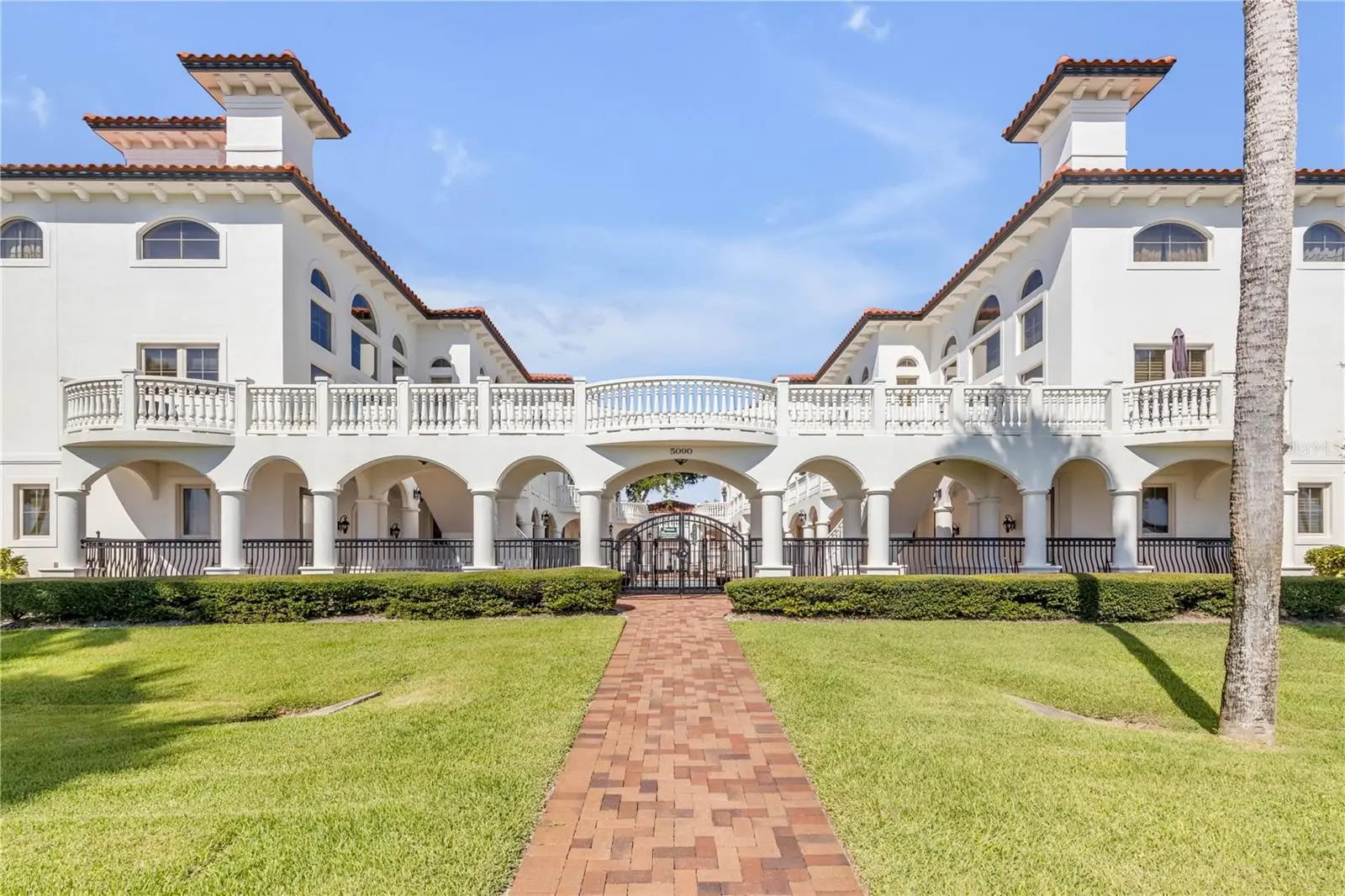 5090 Riverside Drive, FL