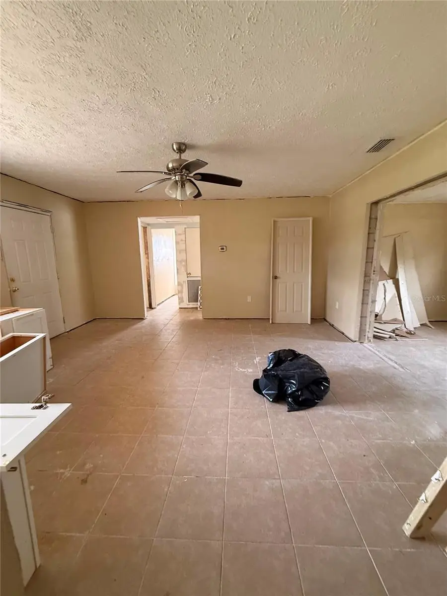 806 Shell Point Road, FL