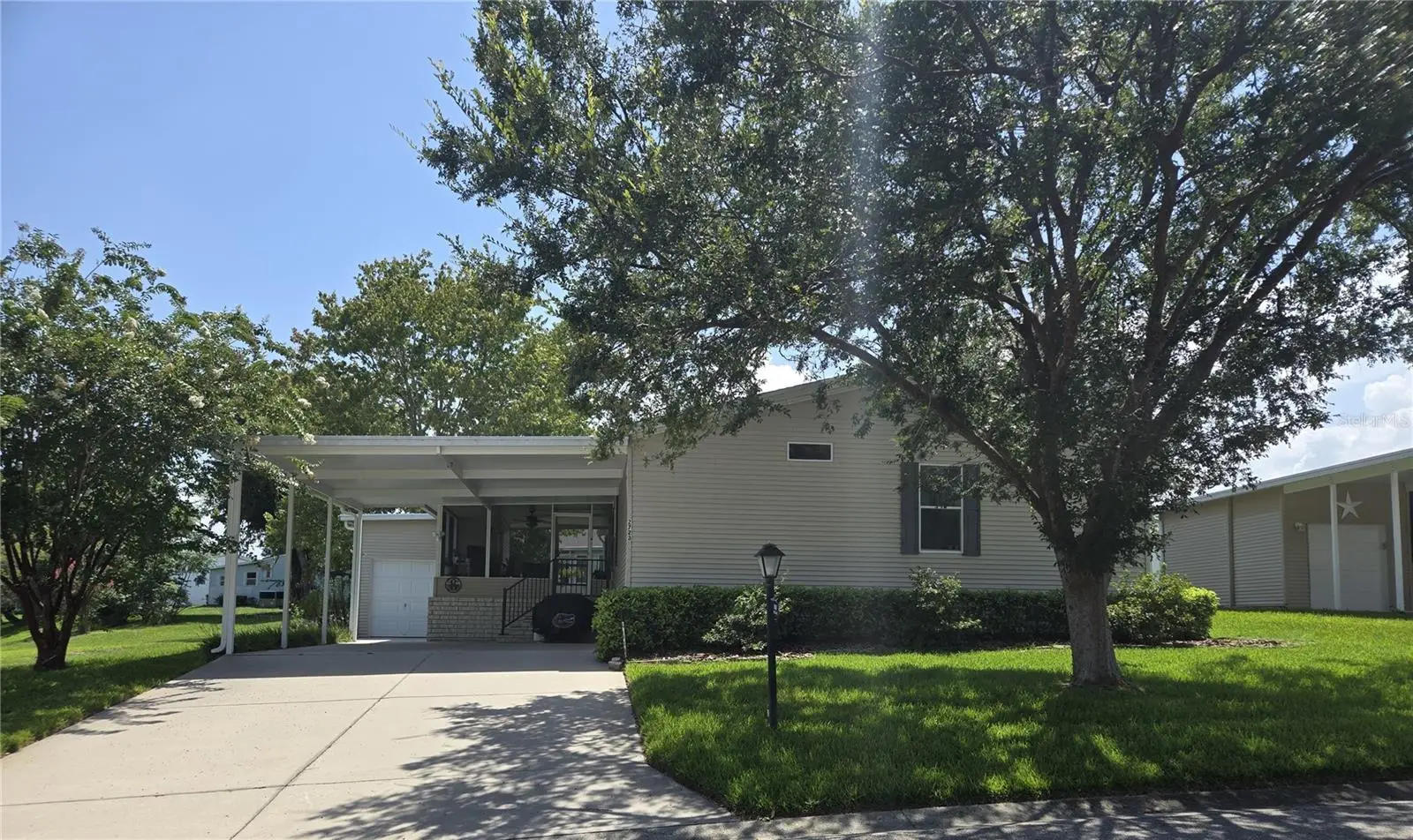 2723 Lake Grassmere Circle, FL