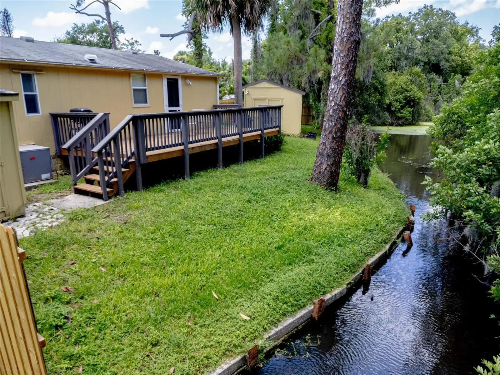 120 Niver Street, FL