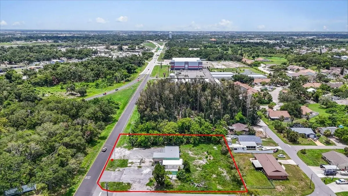 4223 Us Highway 19, FL