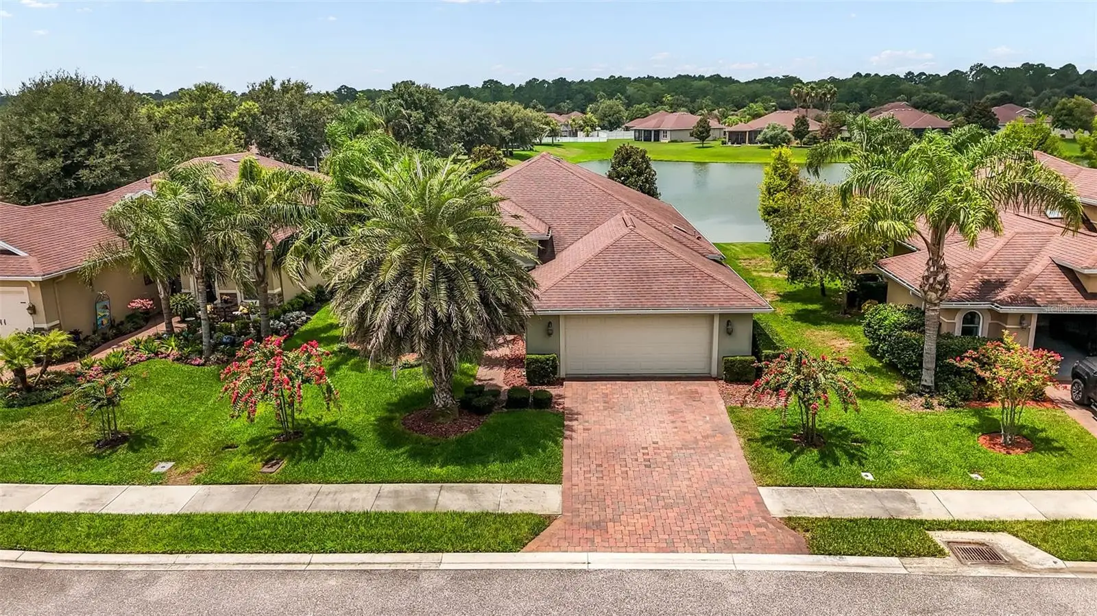 64 Arena Lake Drive, FL