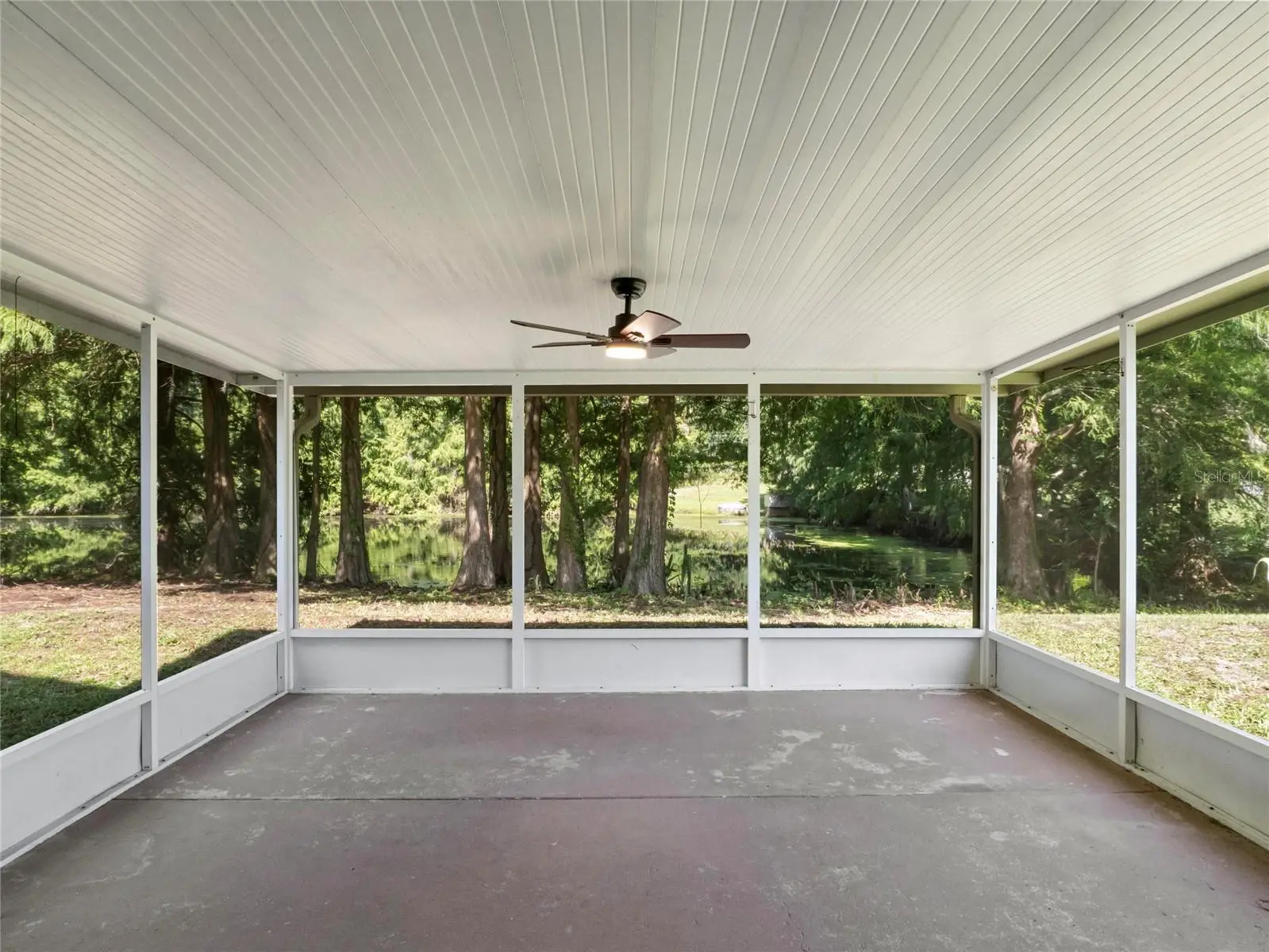 416 Sand Pebble Cove, FL