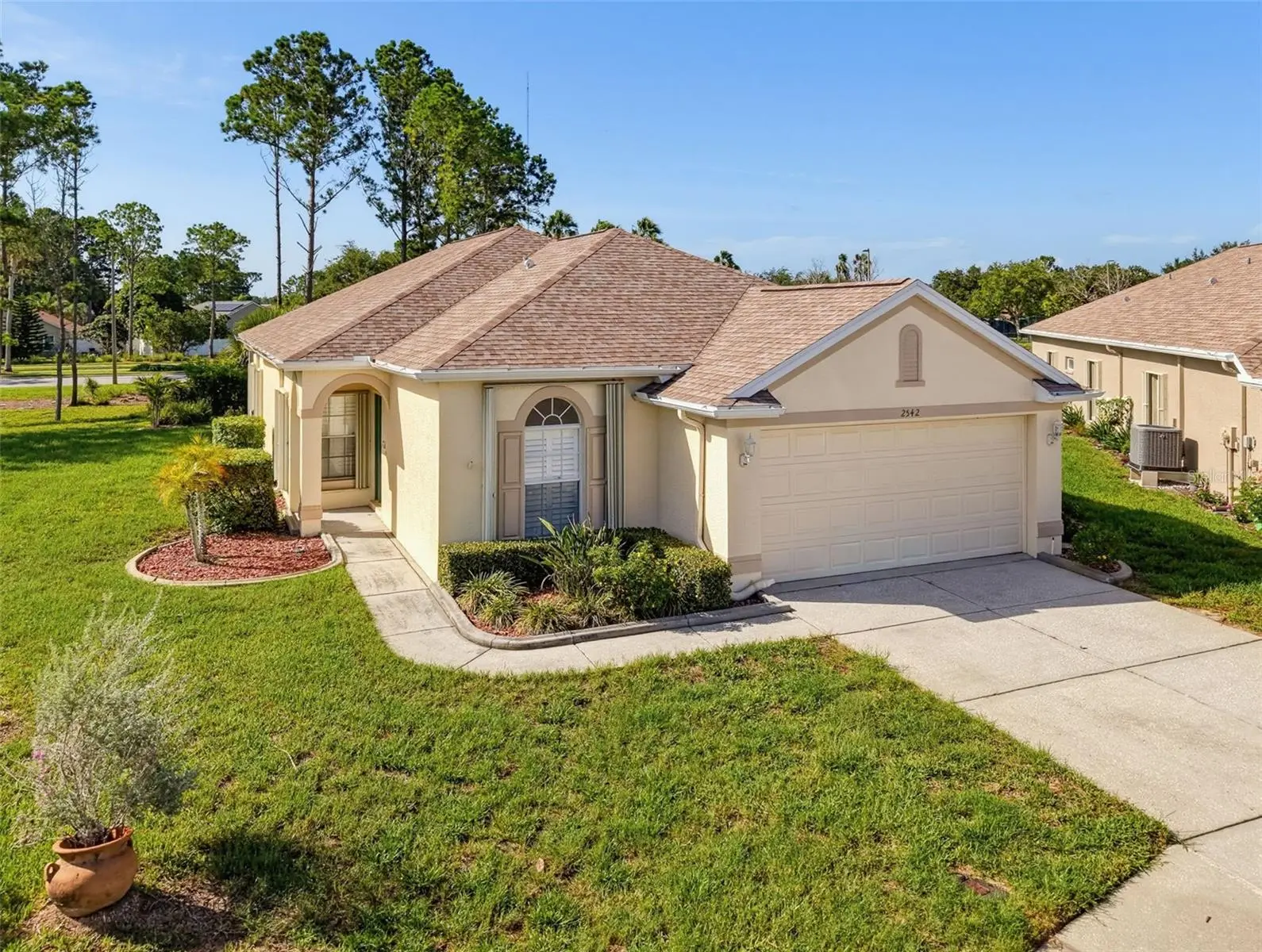2542 Sandy Hill Court, FL