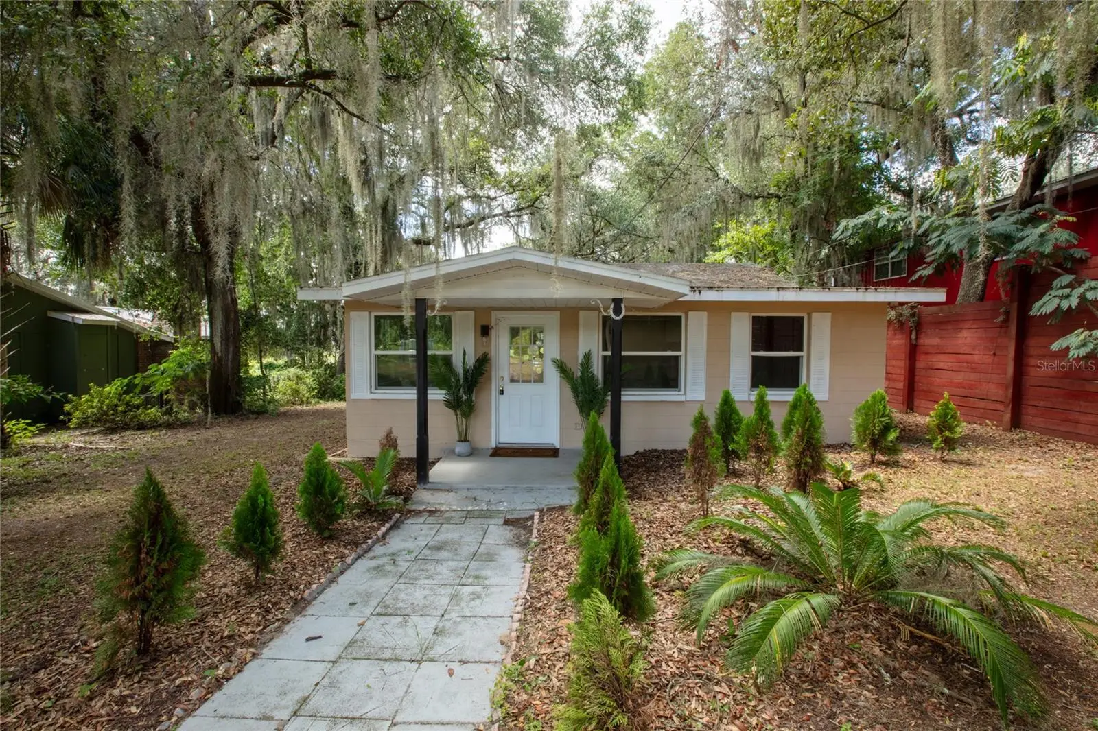 111 2nd Street, FL