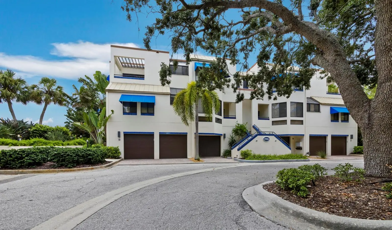 1906 Harbourside Drive, FL