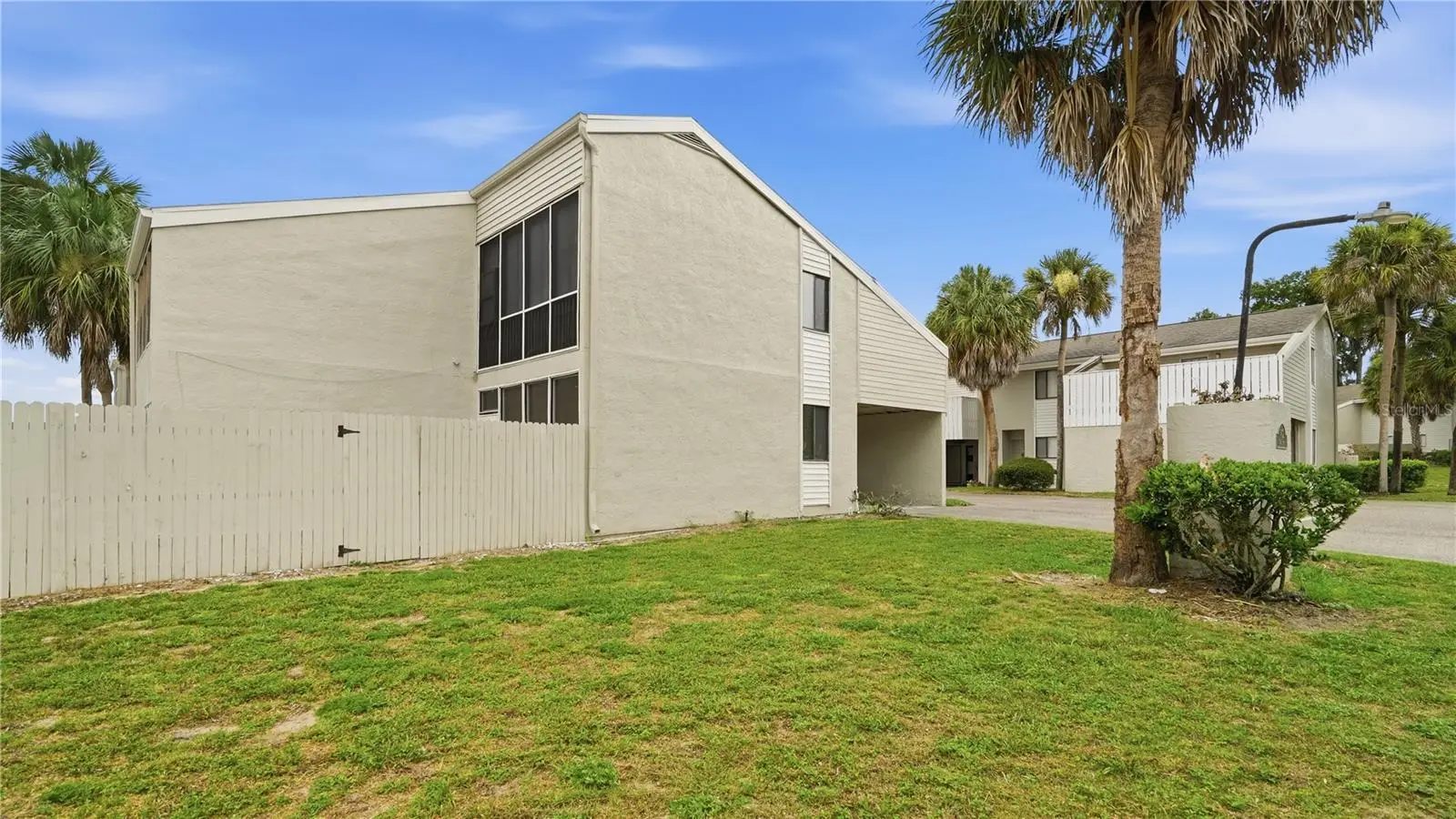1412 Oak Place, FL