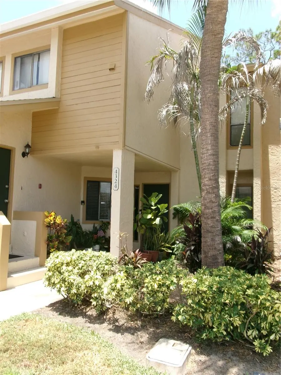 4324 Middlebrook Road, FL