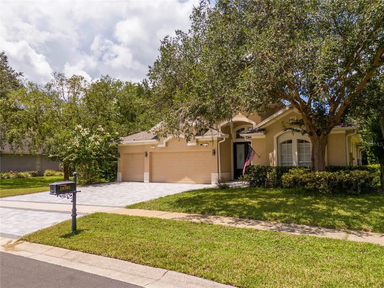 10301 Oakview Pointe Terrace, FL