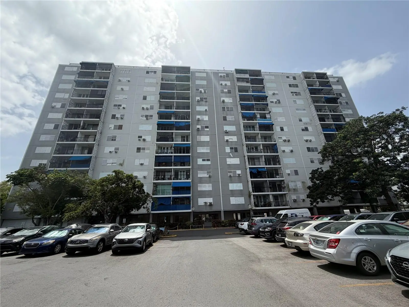 Apt 207 Borinquen Towers, PR