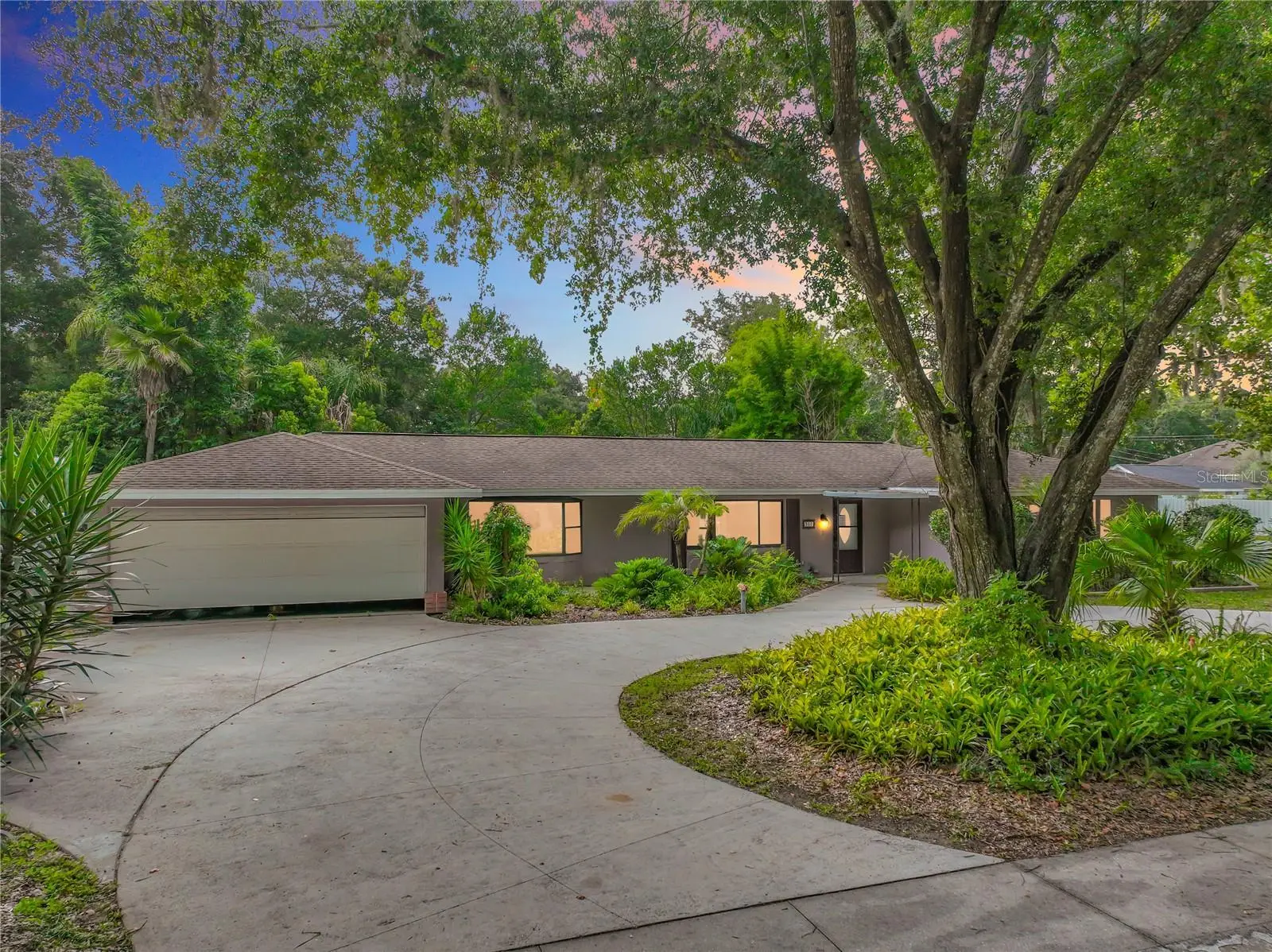 300 Pinecrest Road, FL