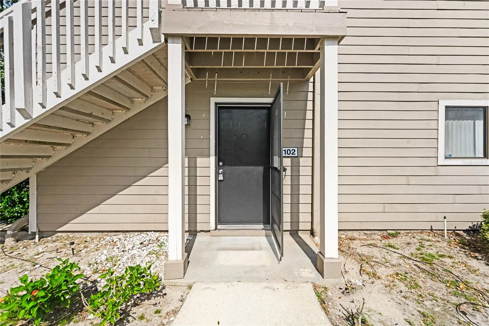 543 Sun Ridge Place, FL
