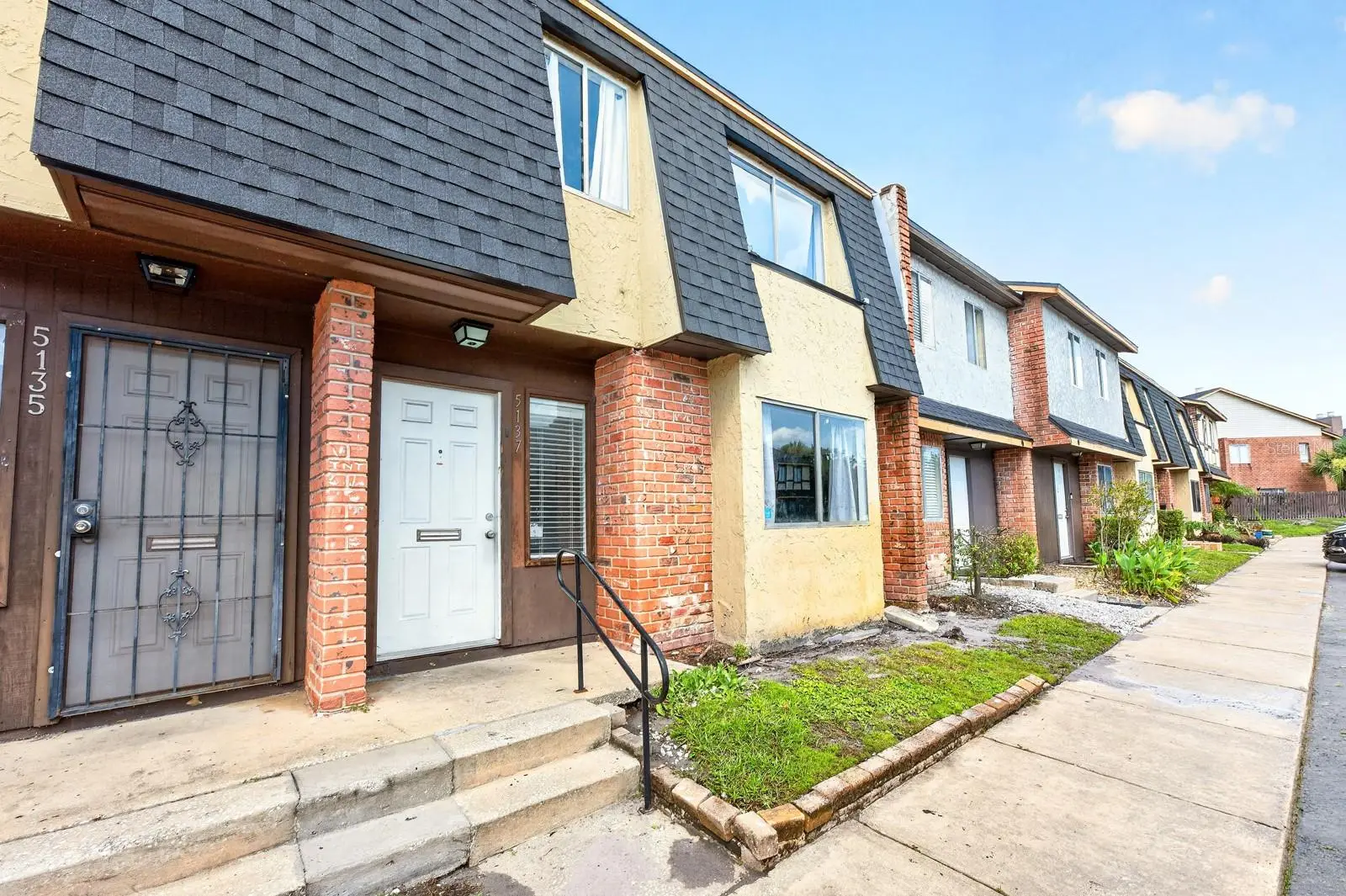 5137 Picadilly Circus Court, FL
