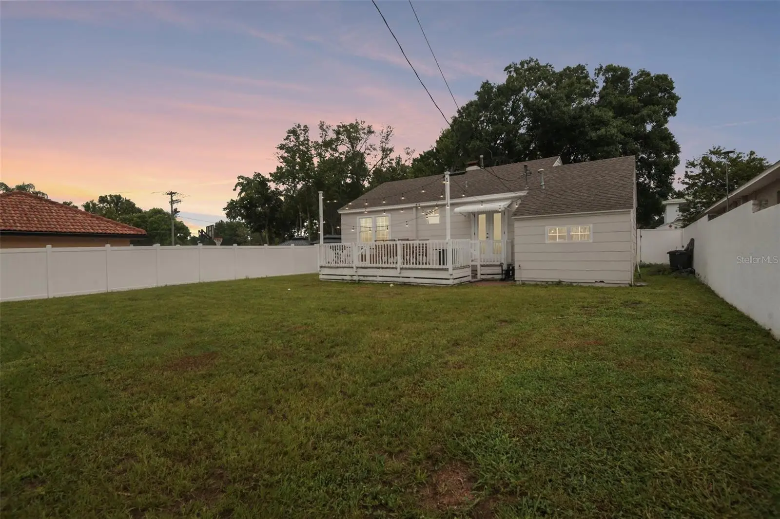 624 Kerneywood Street, FL