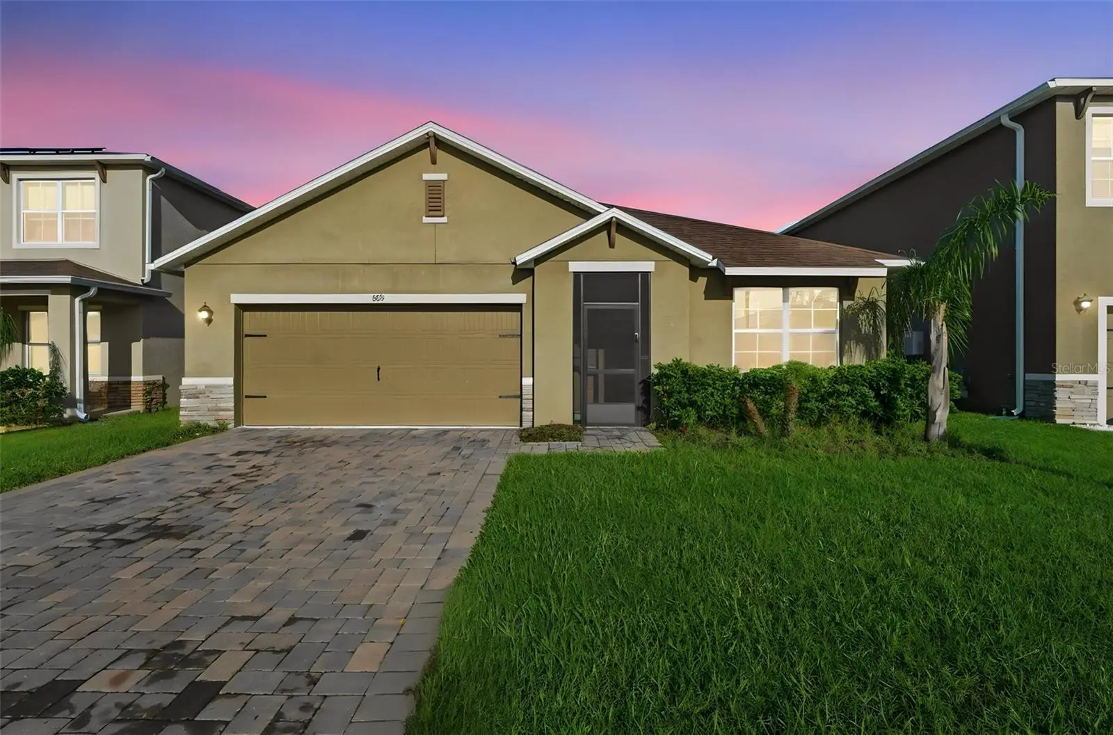895 Lazio Circle, FL