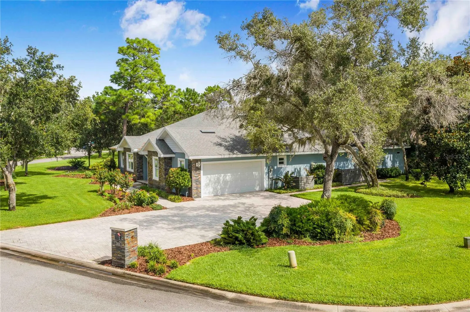 2931 Chickasaw Circle, FL