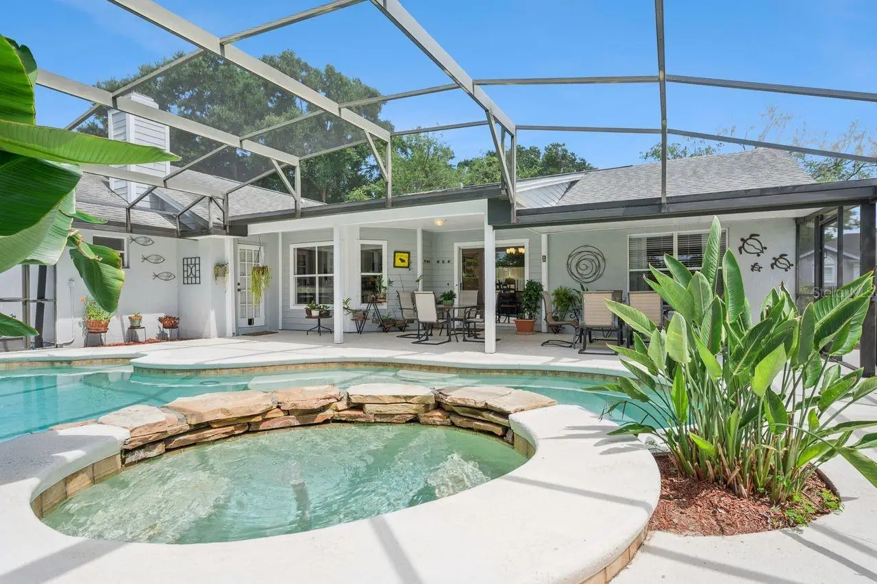 1129 Climbing Rose Drive, FL