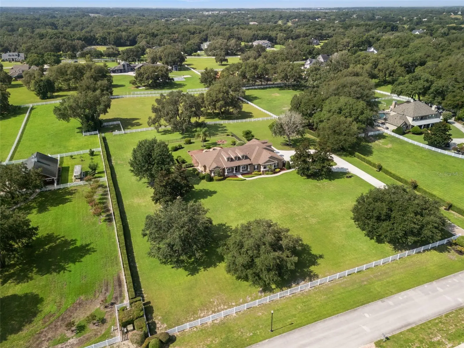 351 Kentucky Blue Circle, FL