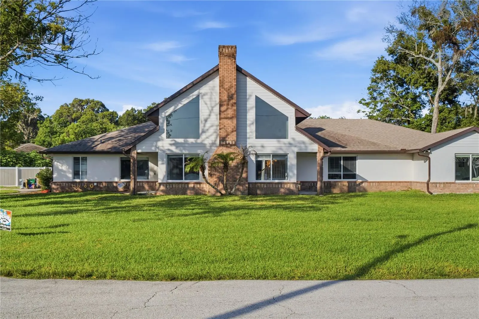 212 Pleasant Street, FL