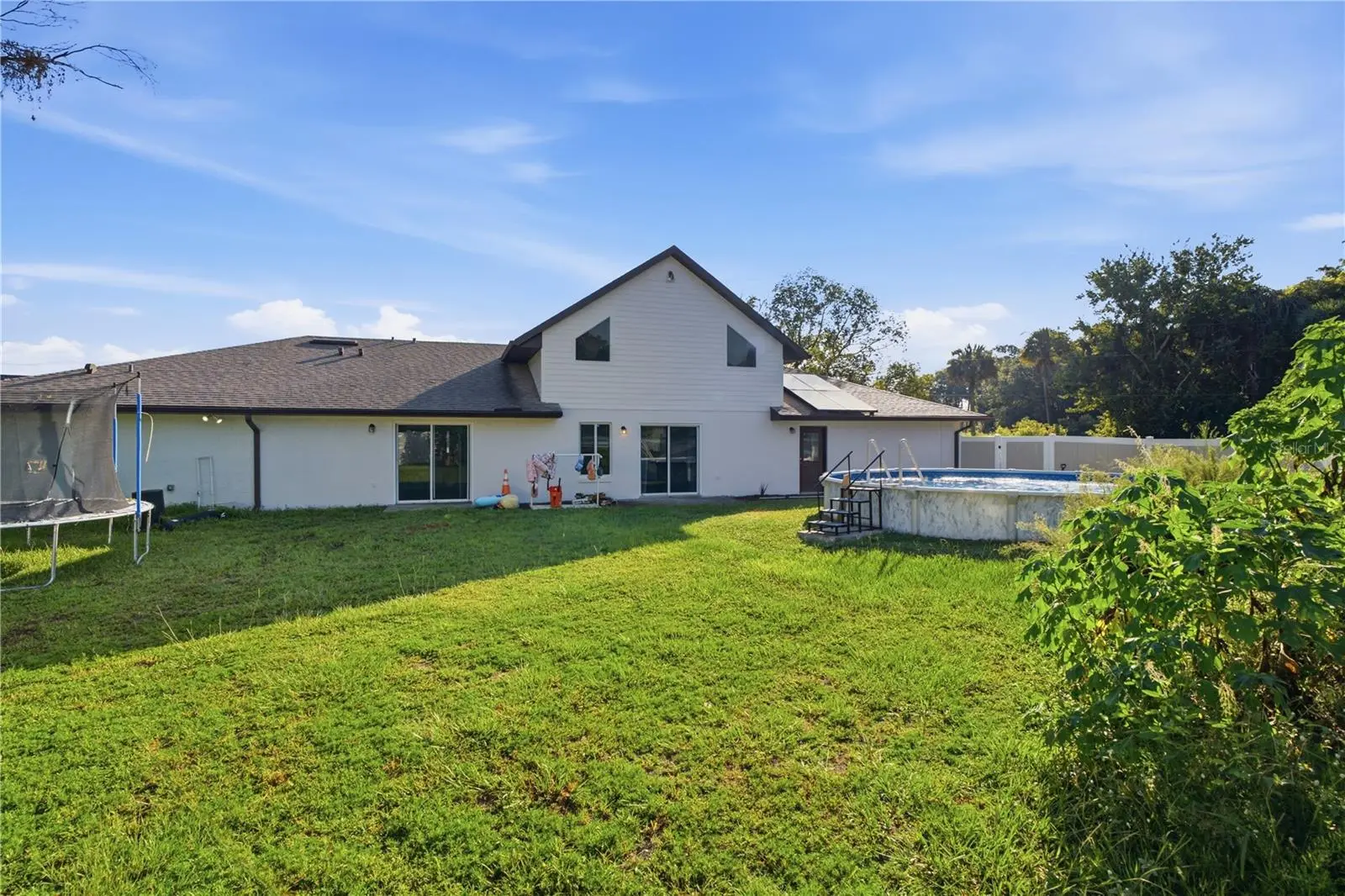 212 Pleasant Street, FL