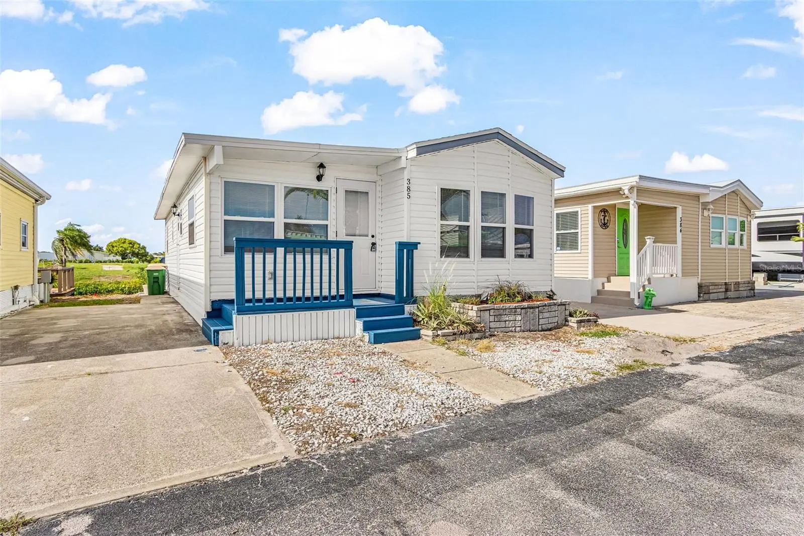 1475 Flamingo Drive, FL