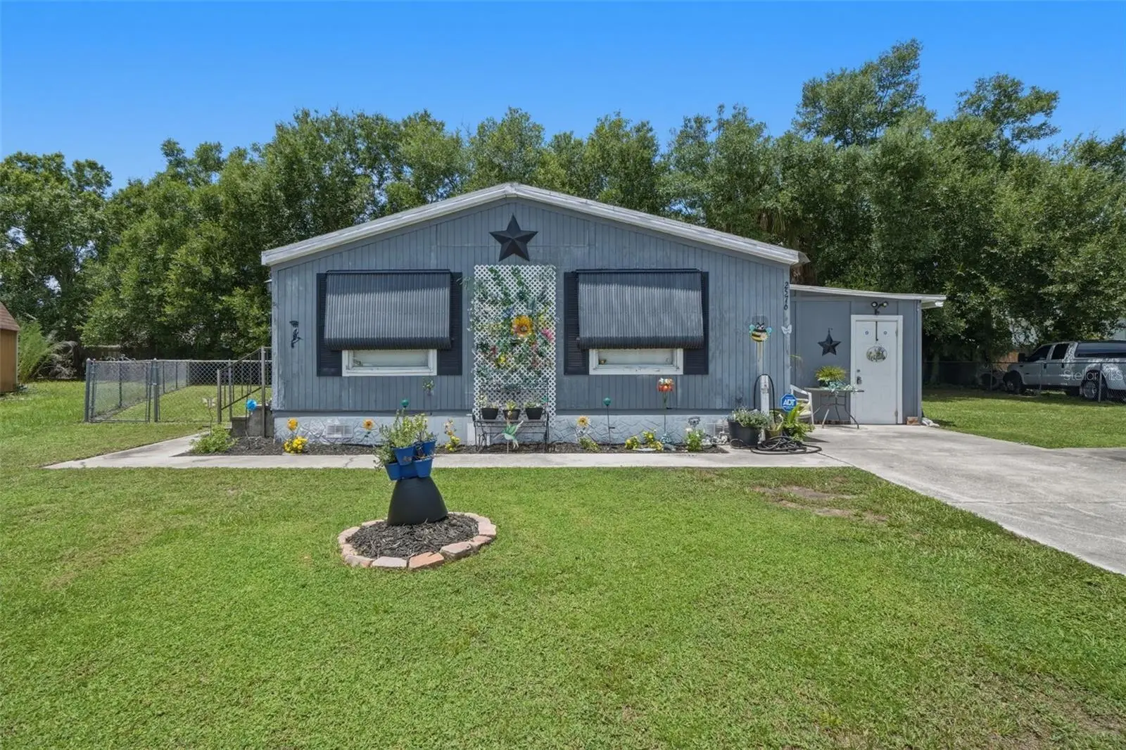 2576 Lakota Lane, FL