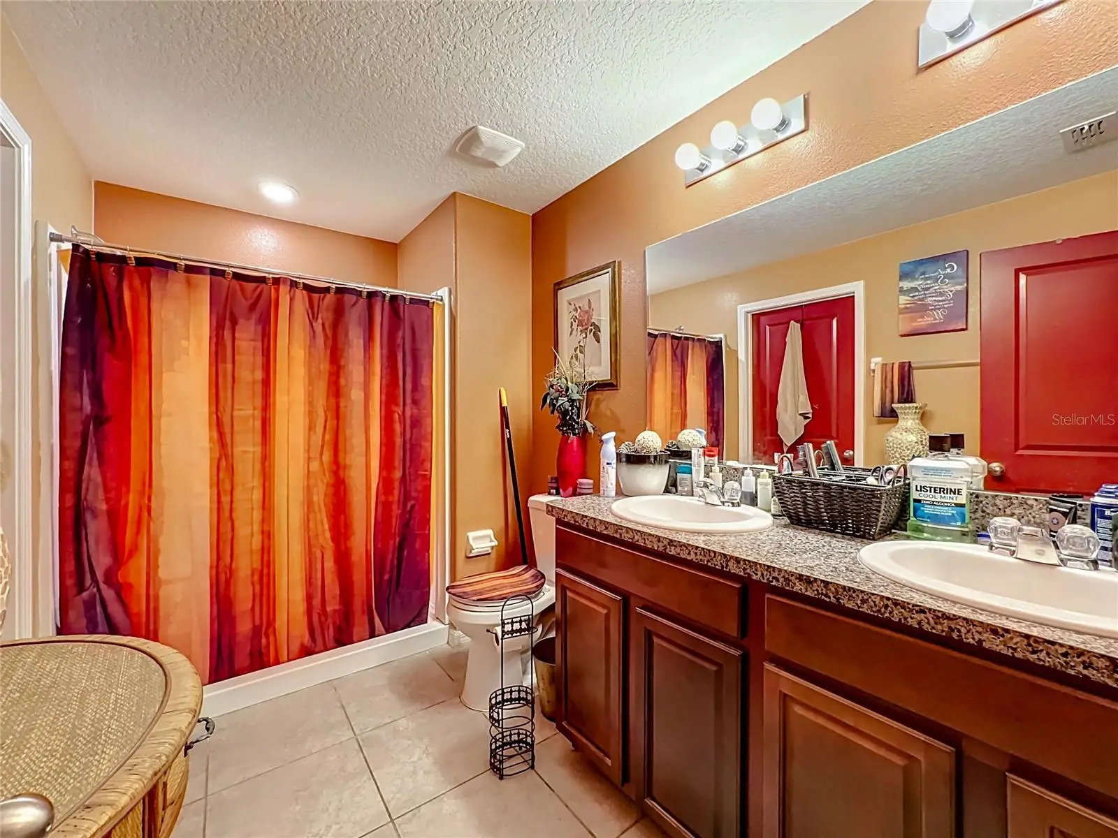 102 Cascade Bend Drive, FL