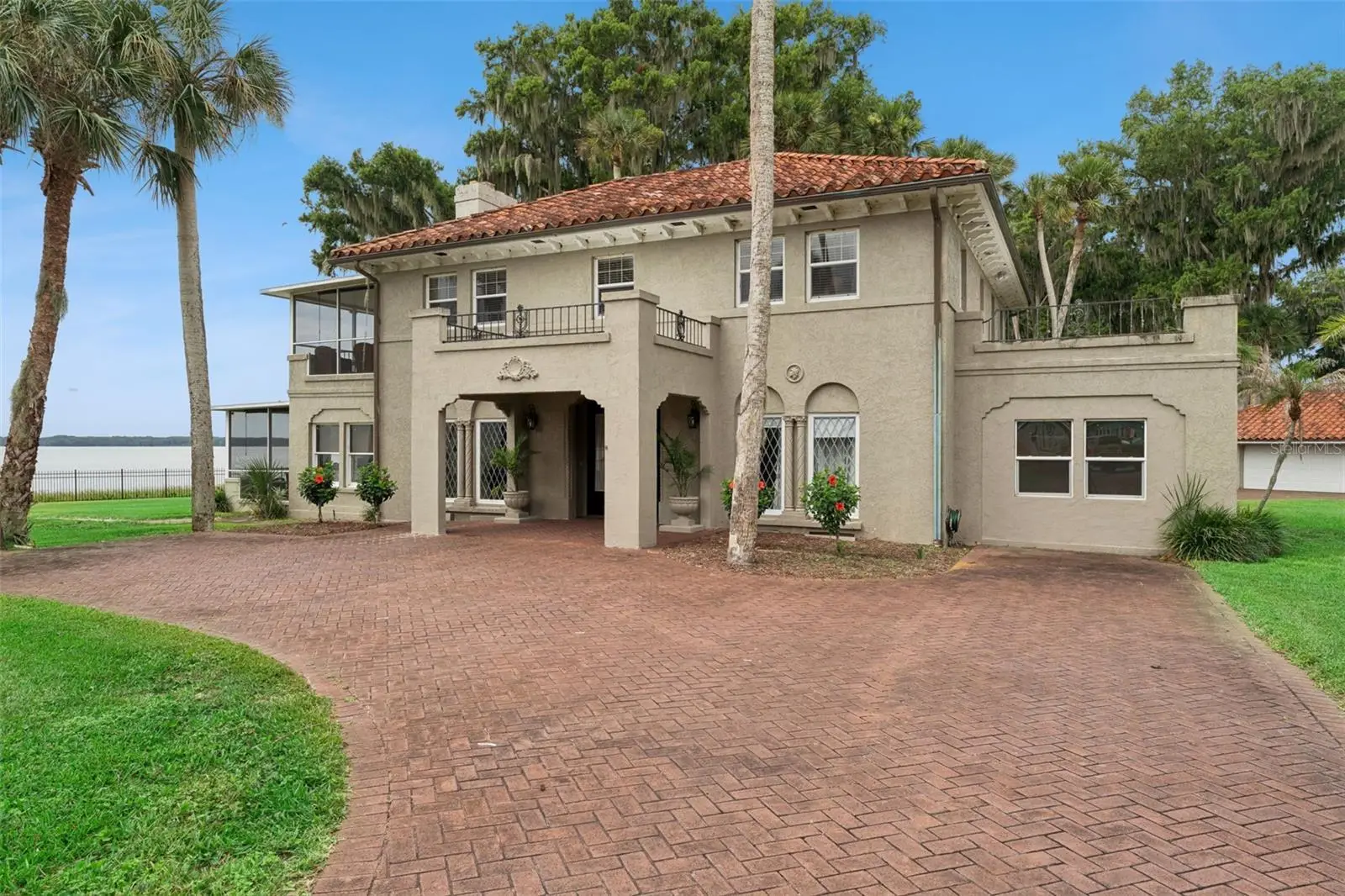 801 Lake Shore Drive, FL
