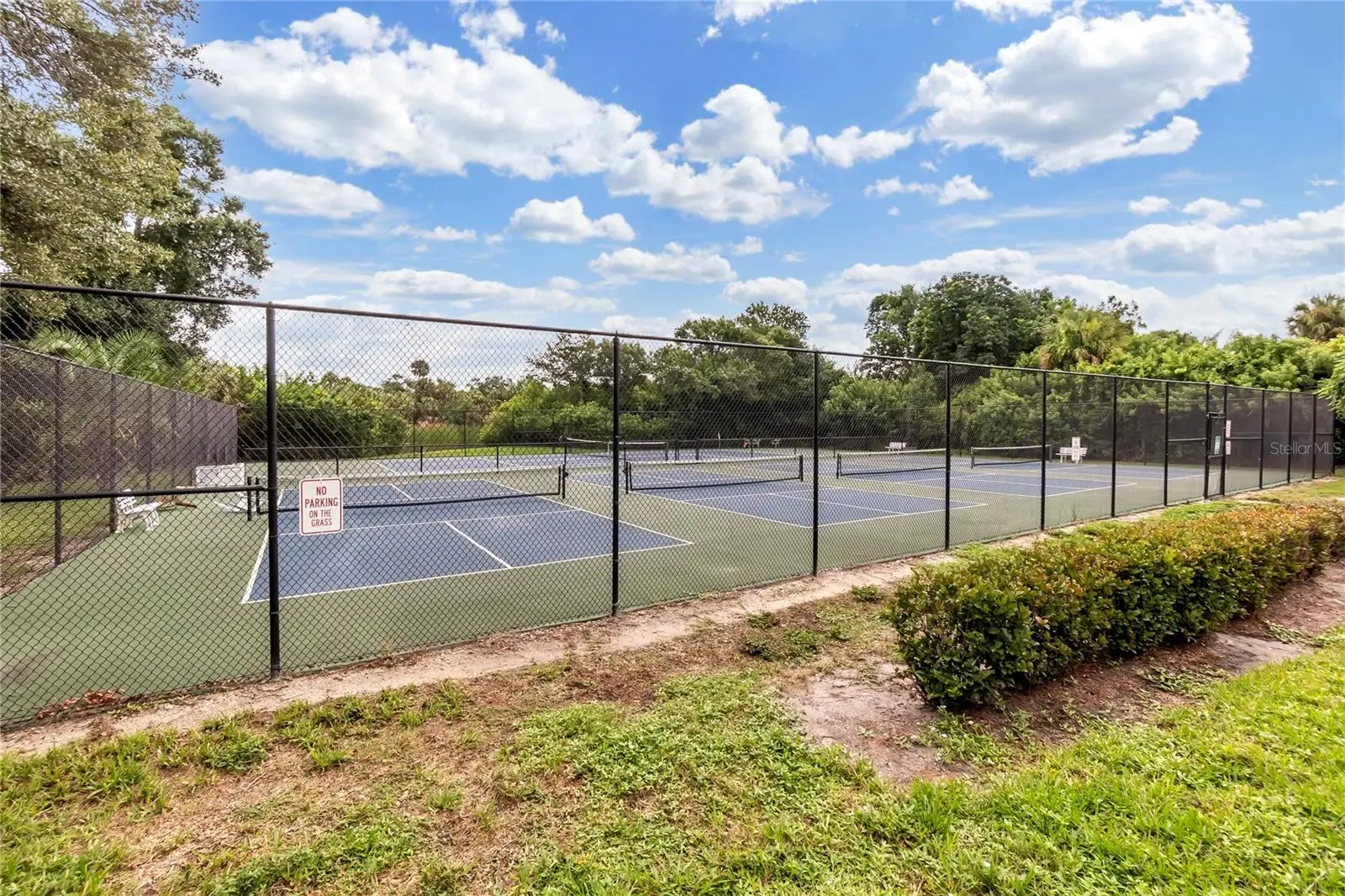 511 Lakeside Drive, FL