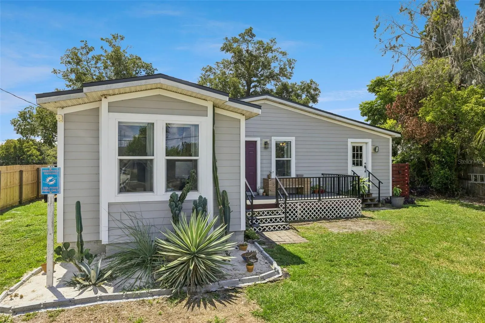 653 Lake Mobile Drive, FL