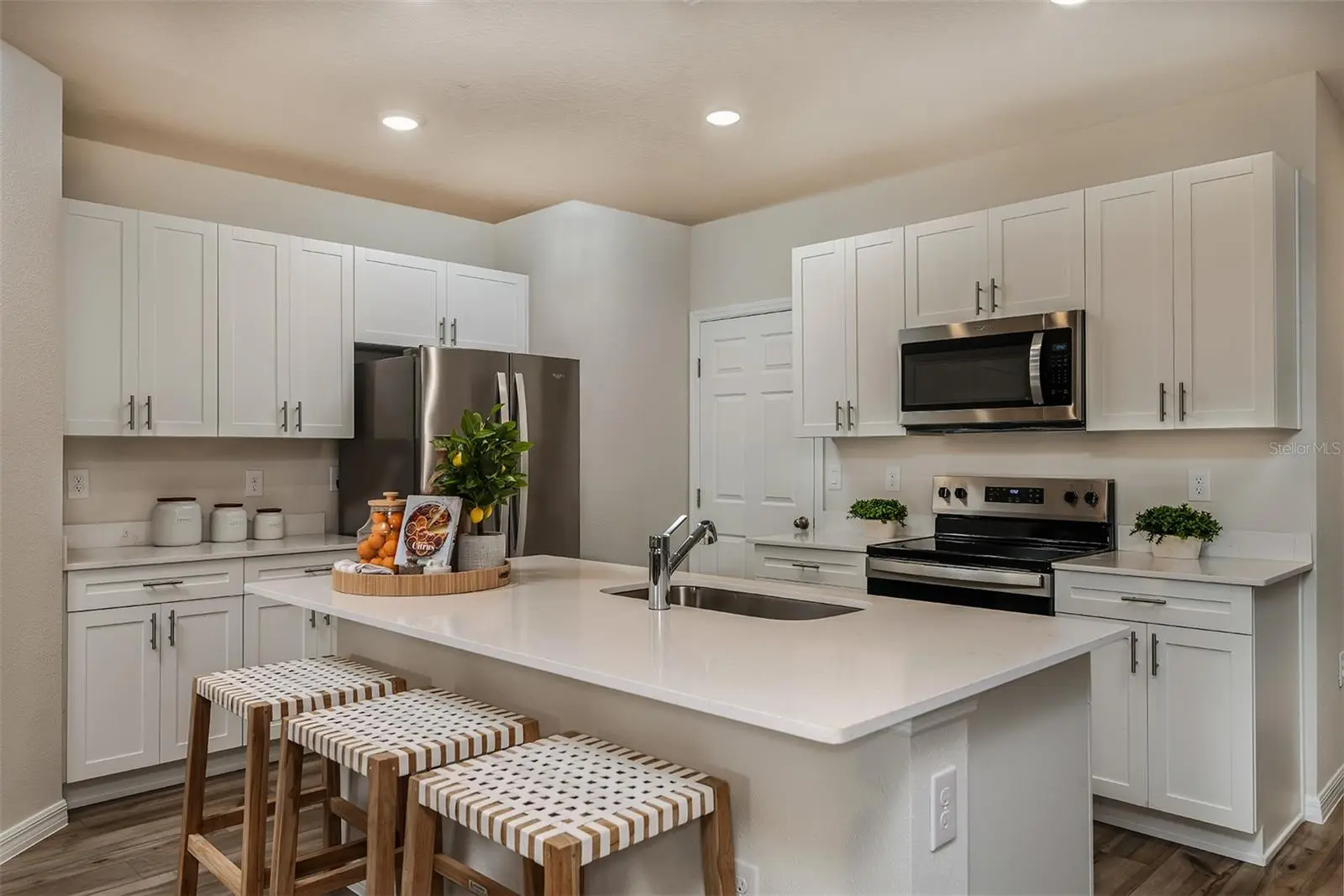9902 Pelican Coast Drive, FL