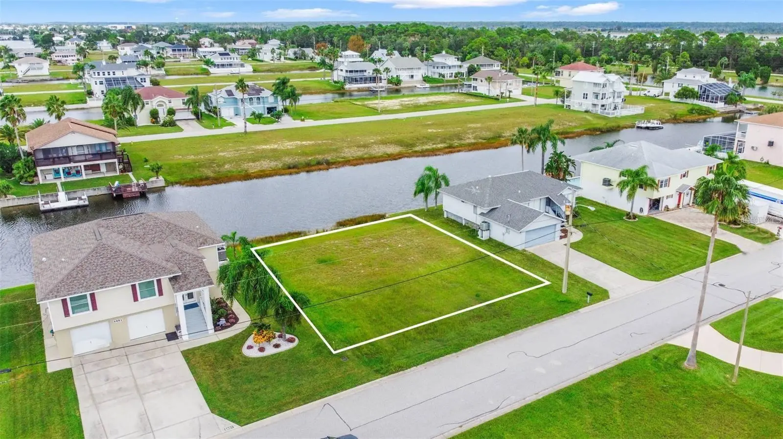 4009 Croaker Drive, FL