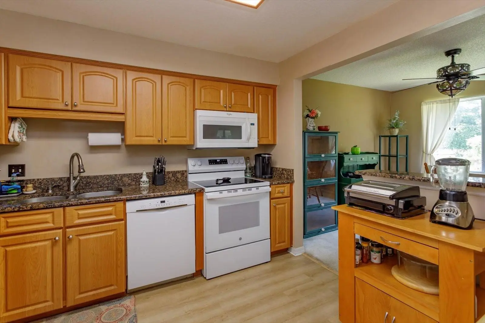 5301 White Cliff Lane, FL