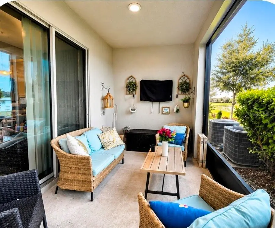 15613 Willow Arbor Circle, FL