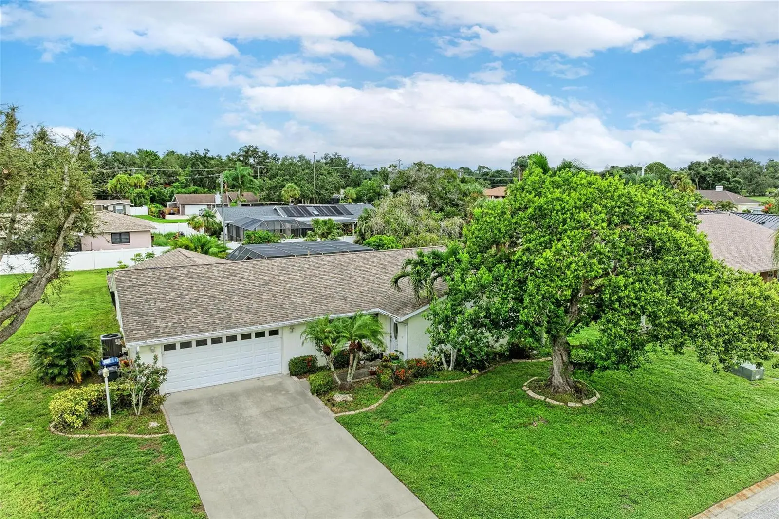 4723 Palm Aire Circle, FL